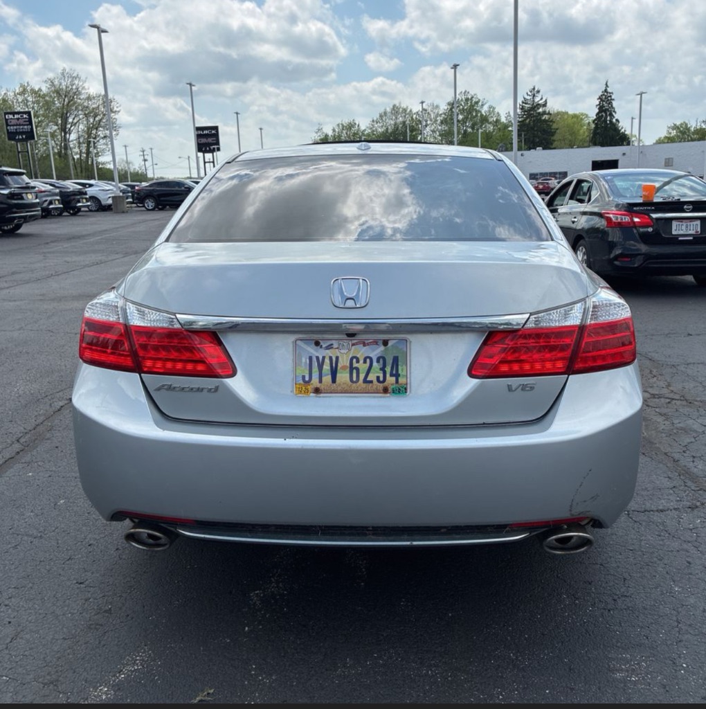 2013 Honda Accord - $3,500