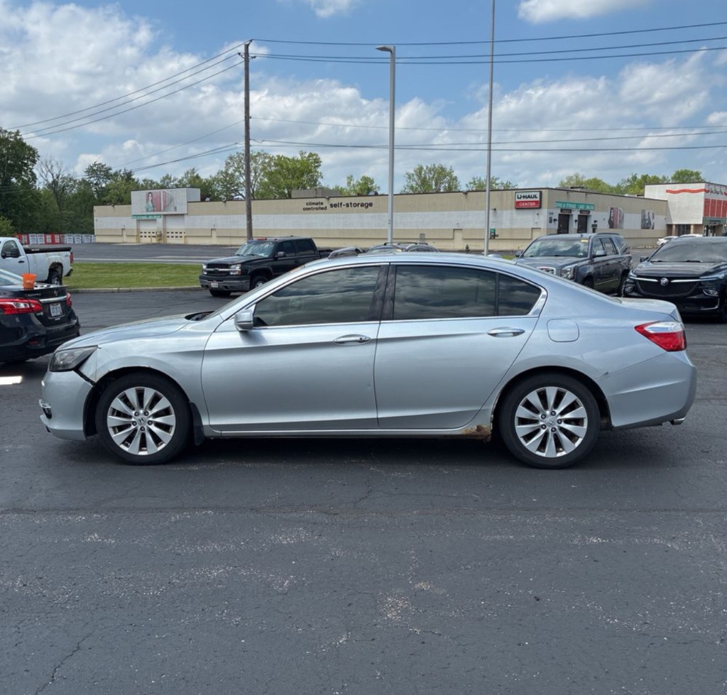 2013 Honda Accord - $3,500