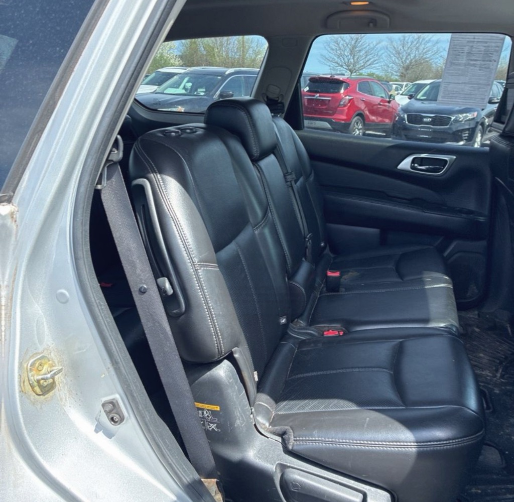 2014 Nissan Pathfinder - $3,000
