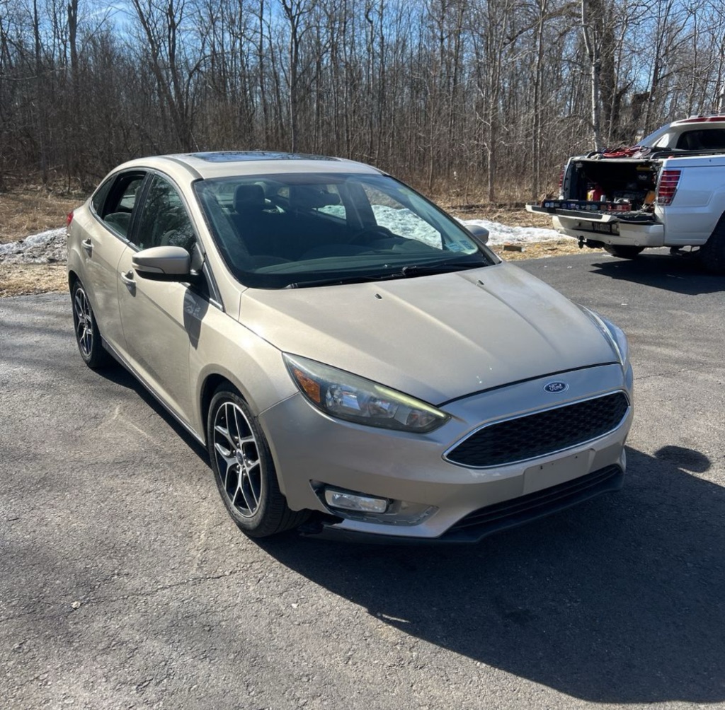 2017 Ford Focus - $3,500