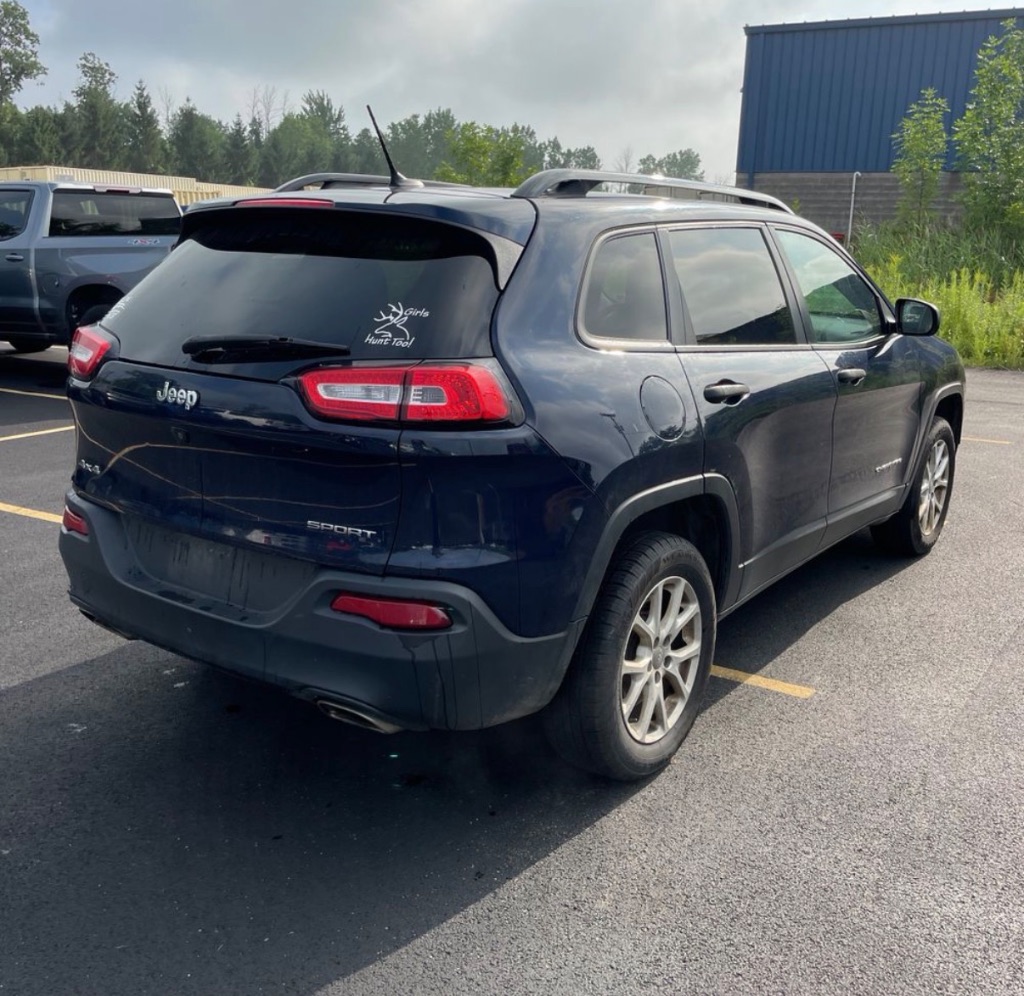 2016 Jeep Cherokee - $3,500