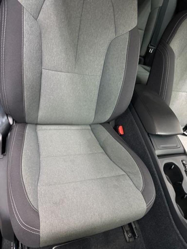 2023 Volvo XC40 - $31,500