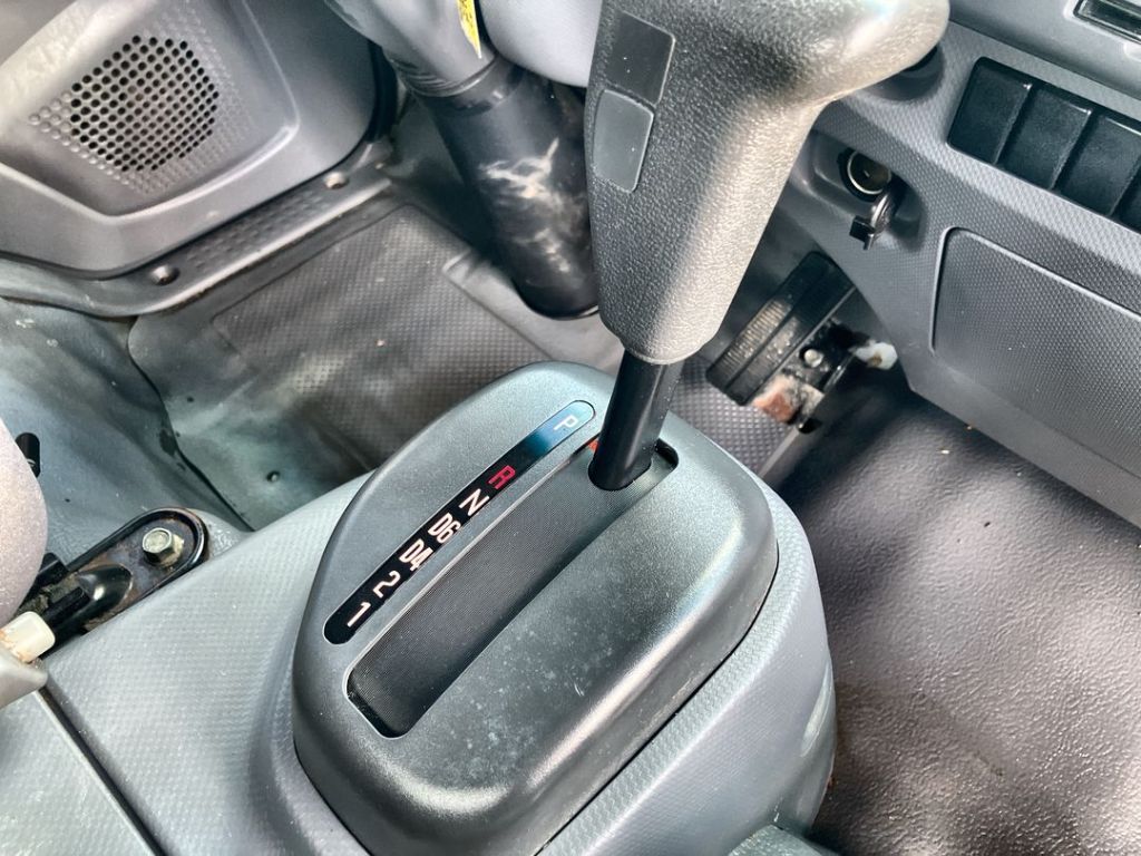 2014 Isuzu Npr/npr-hd - $11,699