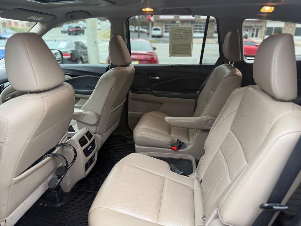 2020 Honda Pilot - $19,199