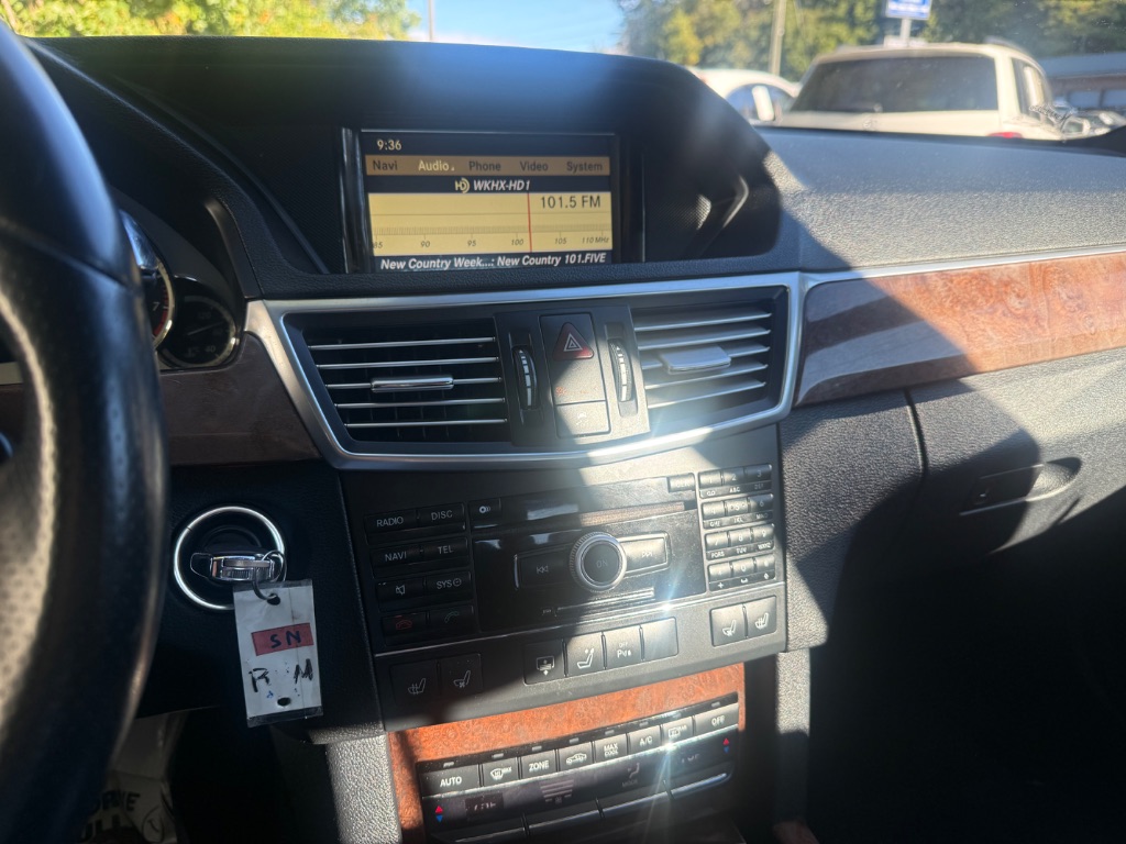 2010 Mercedes-Benz E-Class - $10,099