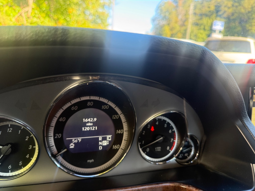 2010 Mercedes-Benz E-Class - $10,099