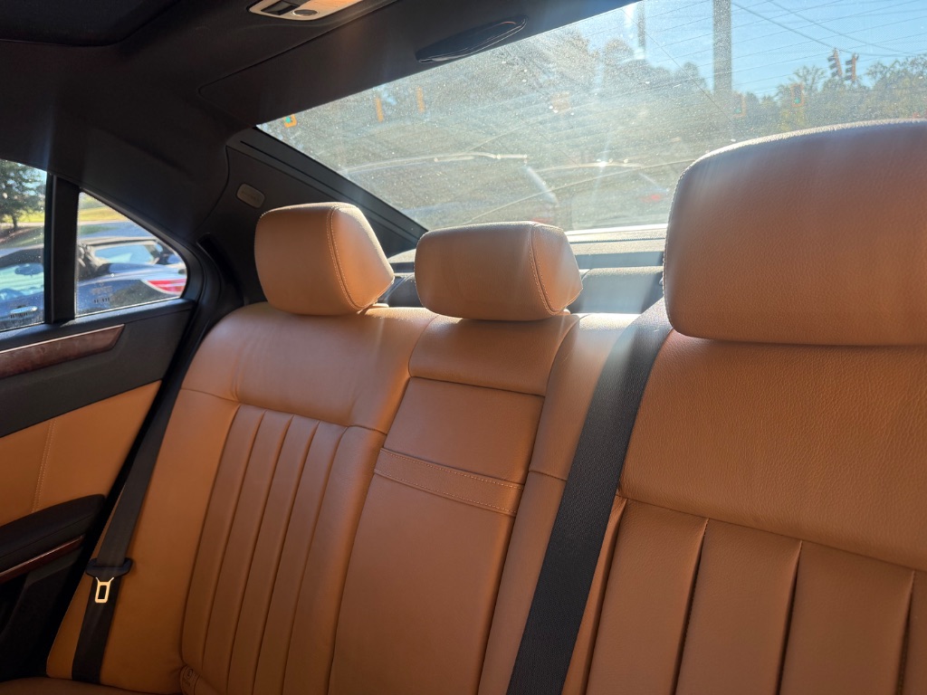 2010 Mercedes-Benz E-Class - $10,099