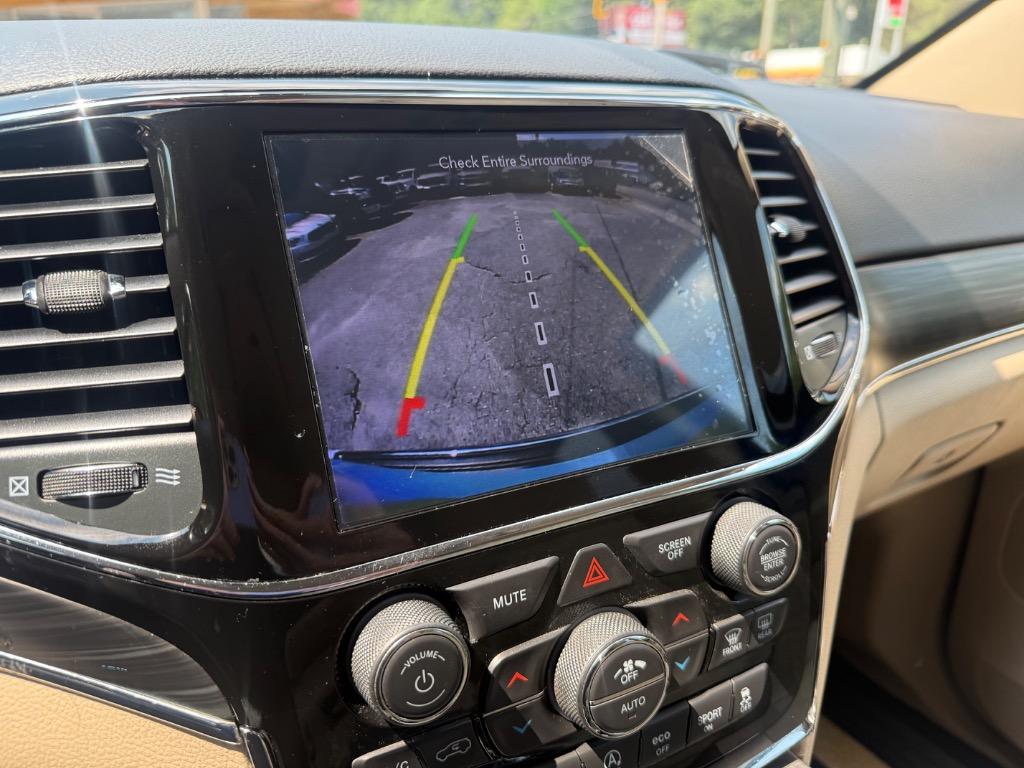 2020 Jeep Cherokee - $16,999