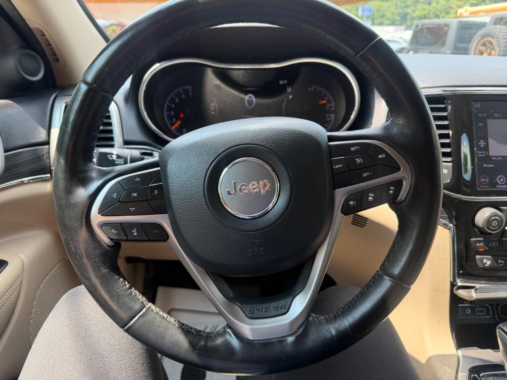 2020 Jeep Cherokee - $16,999