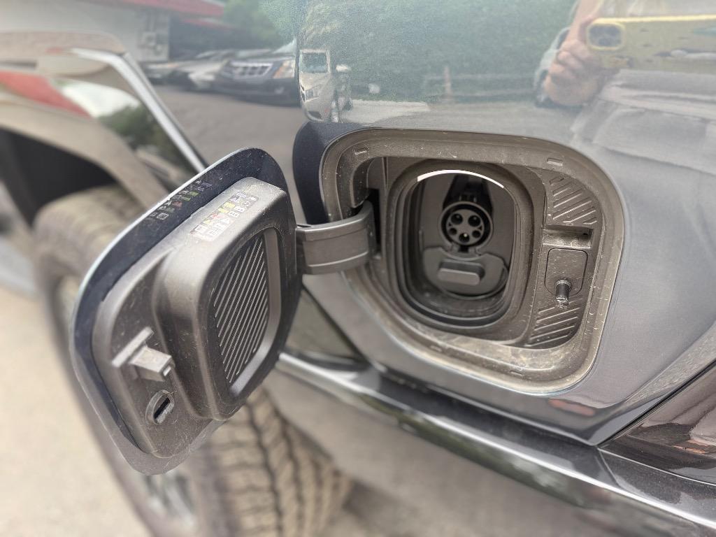2025 GMC Hummer EV SUT - $72,999