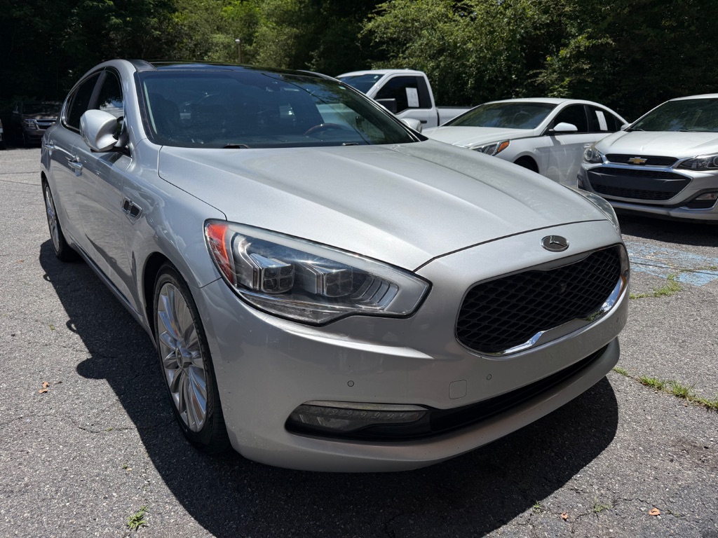 2015 Kia K900 - $10,699