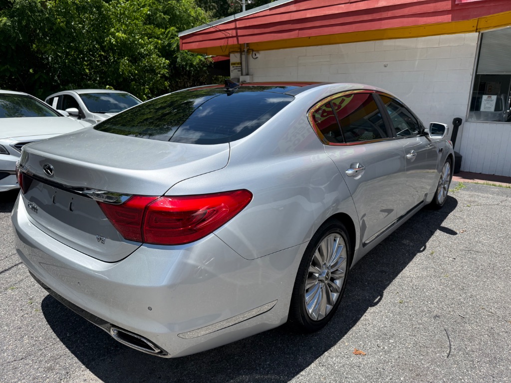2015 Kia K900 - $10,699