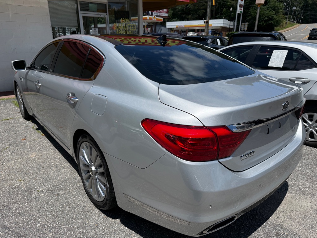 2015 Kia K900 - $10,699