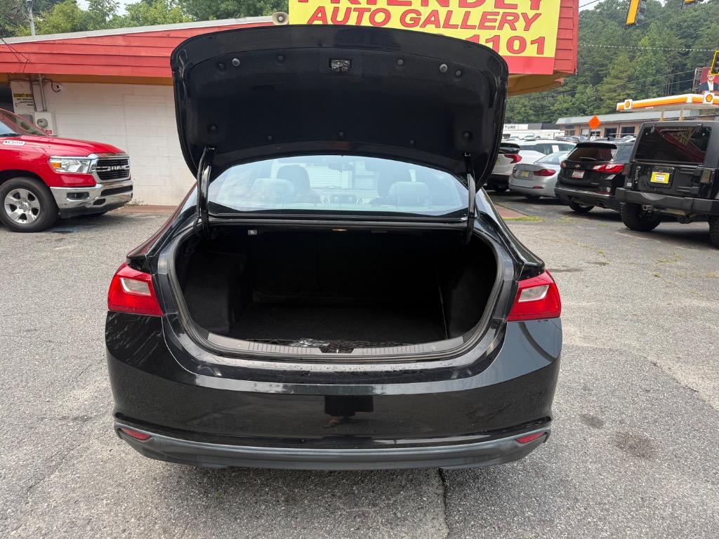 2017 Chevrolet Malibu - $9,999