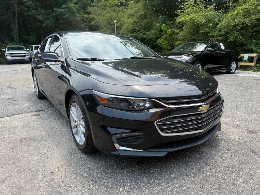 2017 Chevrolet Malibu - $9,999