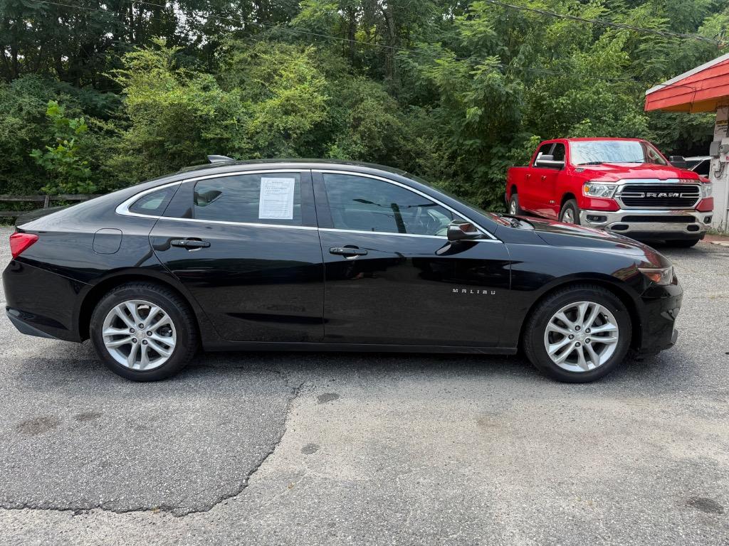 2017 Chevrolet Malibu - $9,999