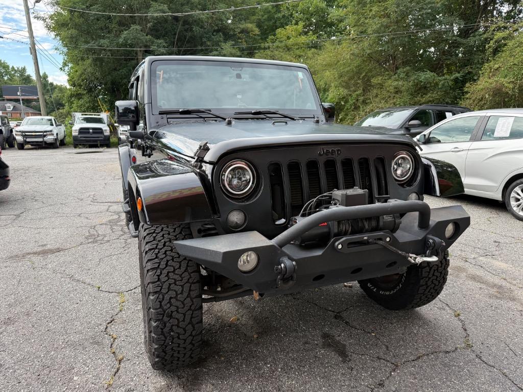 2014 Jeep Wrangler - $15,999