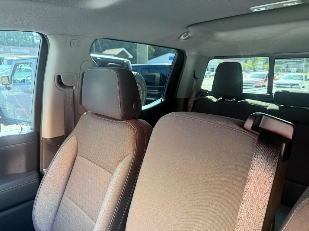 2019 Chevrolet Silverado - $26,999