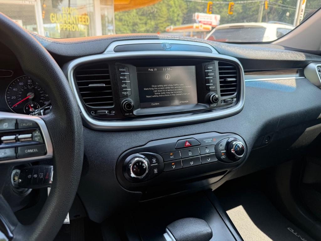 2020 Kia Sorento - $13,999