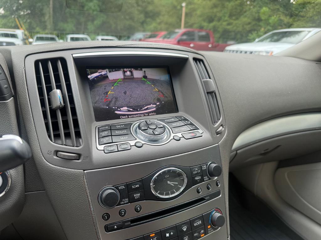 2011 INFINITI G - $9,799