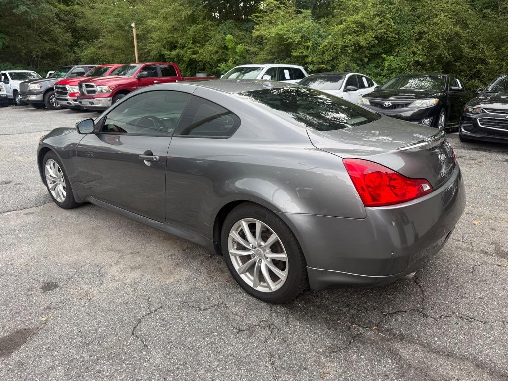 2011 INFINITI G - $9,799