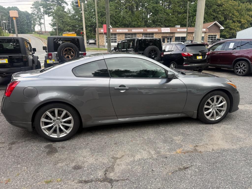 2011 INFINITI G - $9,799