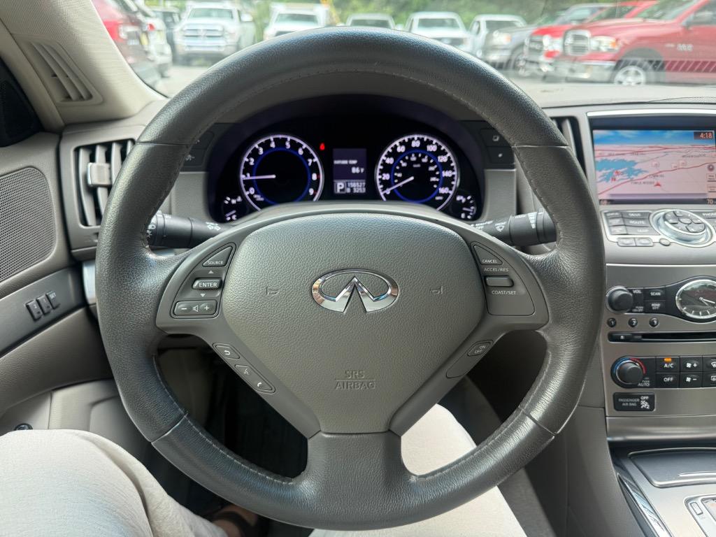 2011 INFINITI G - $9,799