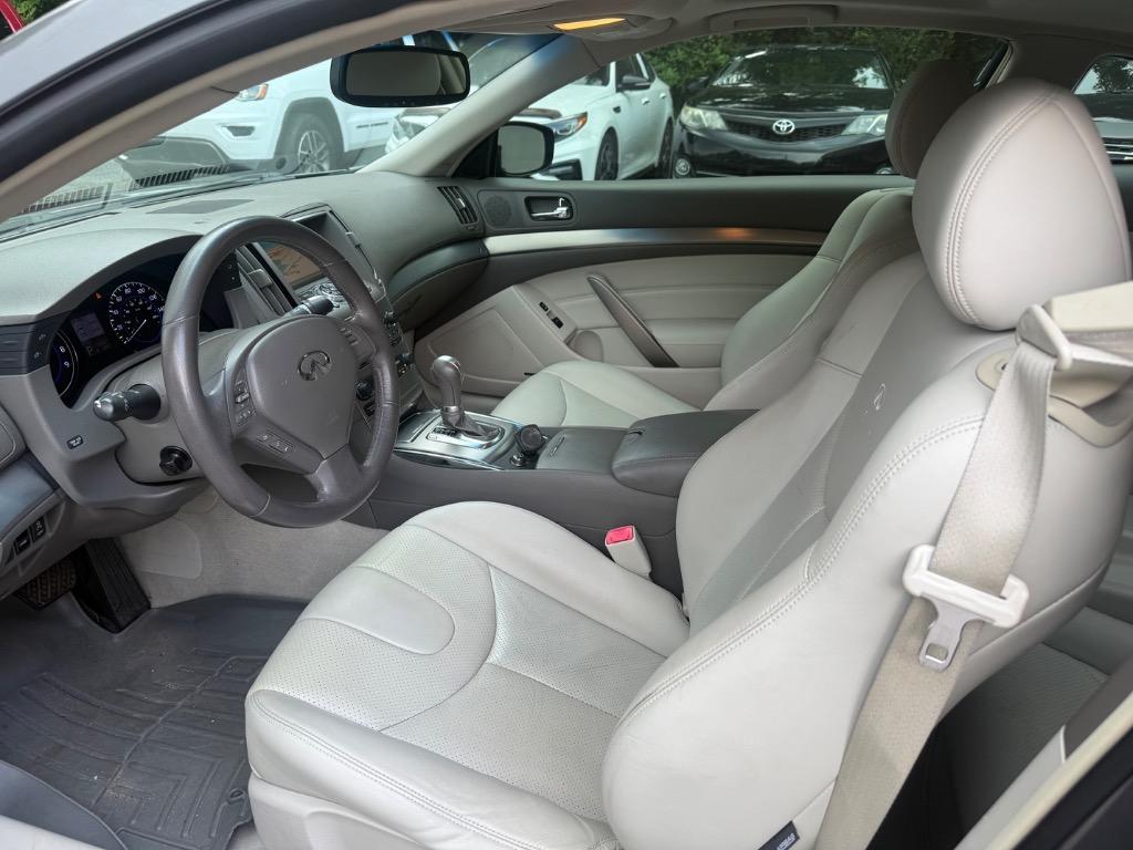 2011 INFINITI G - $9,799