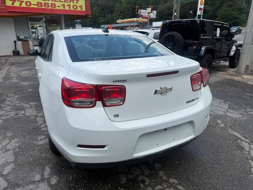 2016 Chevrolet Malibu - $6,999