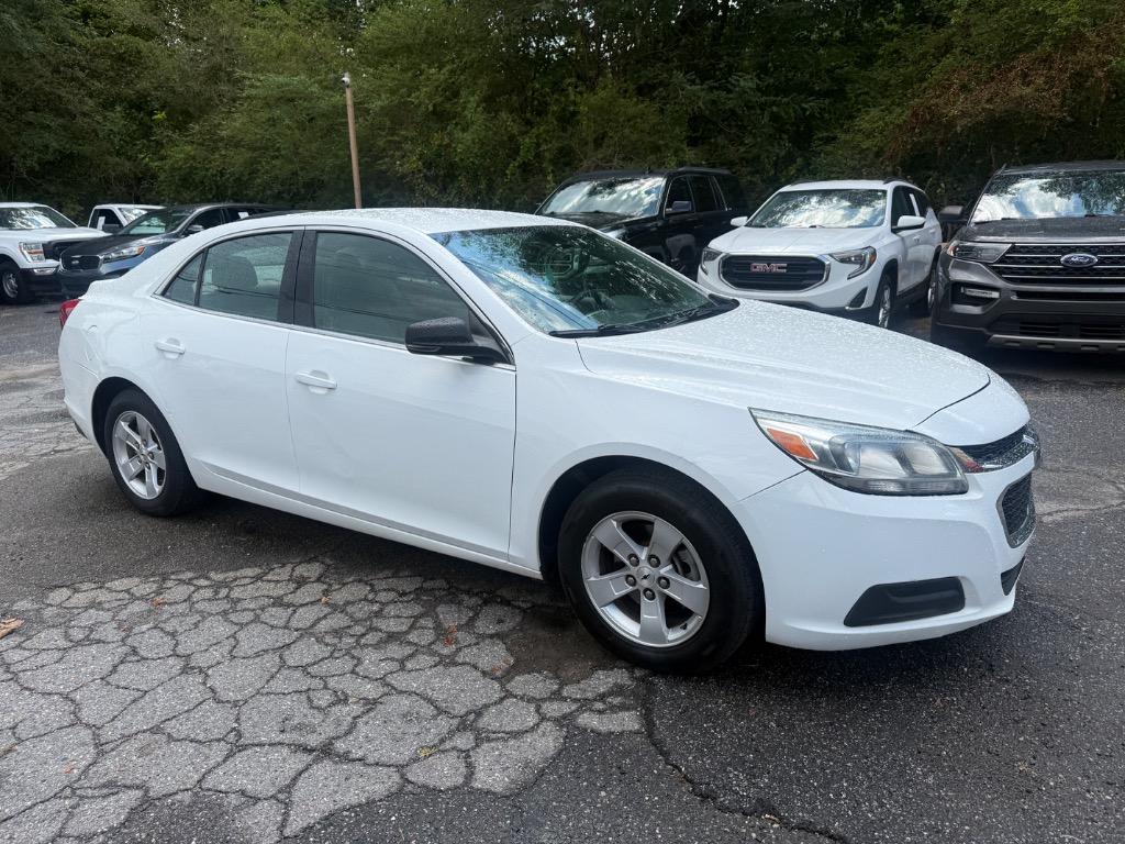 2016 Chevrolet Malibu - $6,999