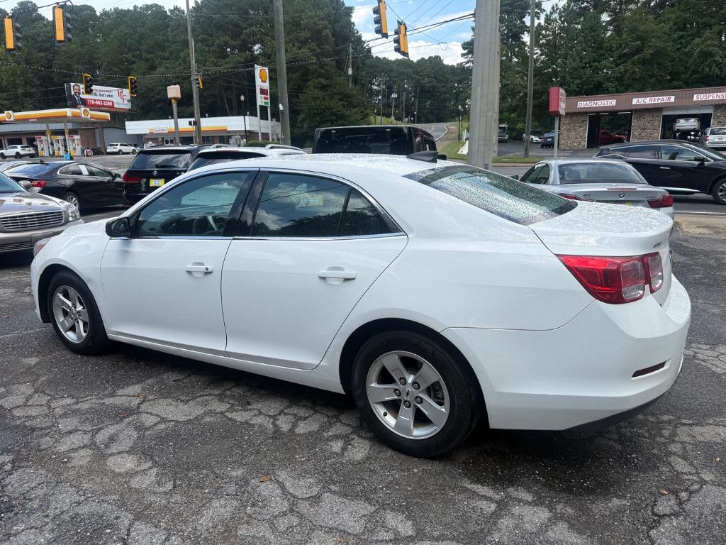 2016 Chevrolet Malibu - $6,999