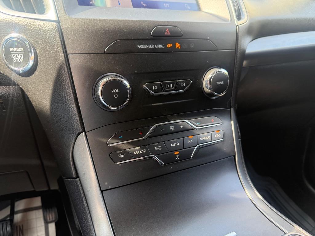 2020 Ford Edge - $9,399