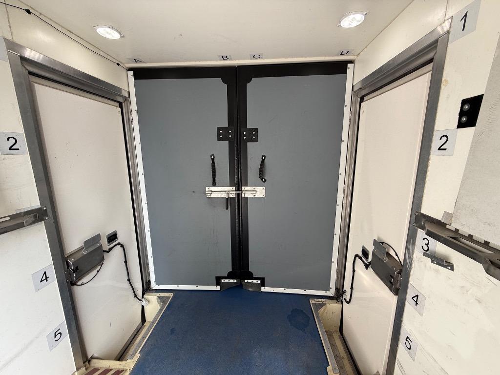 2023 Ford E-350 - $17,999