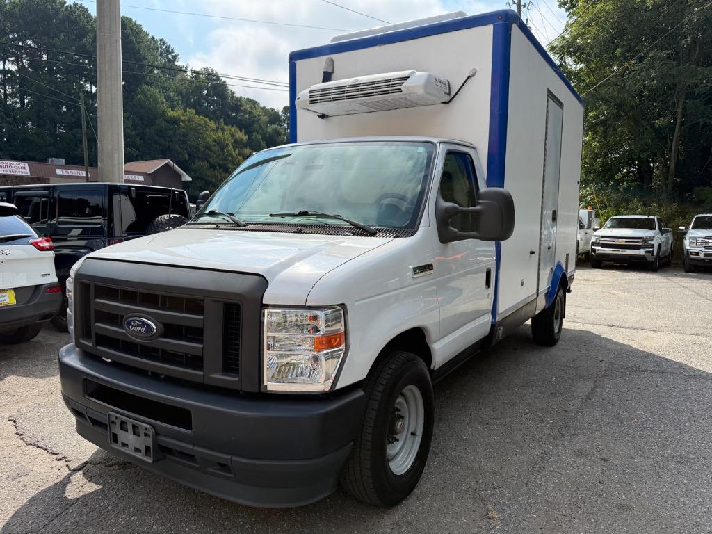 2023 Ford E-350 - $17,999
