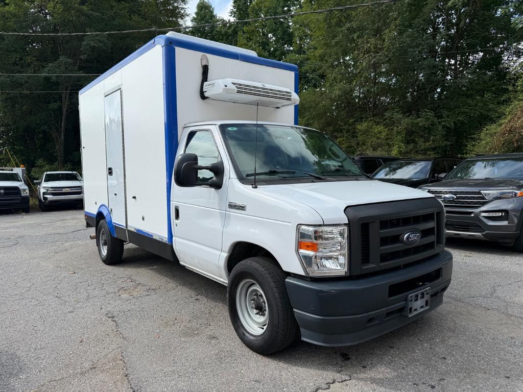 2023 Ford E-350 - $17,999