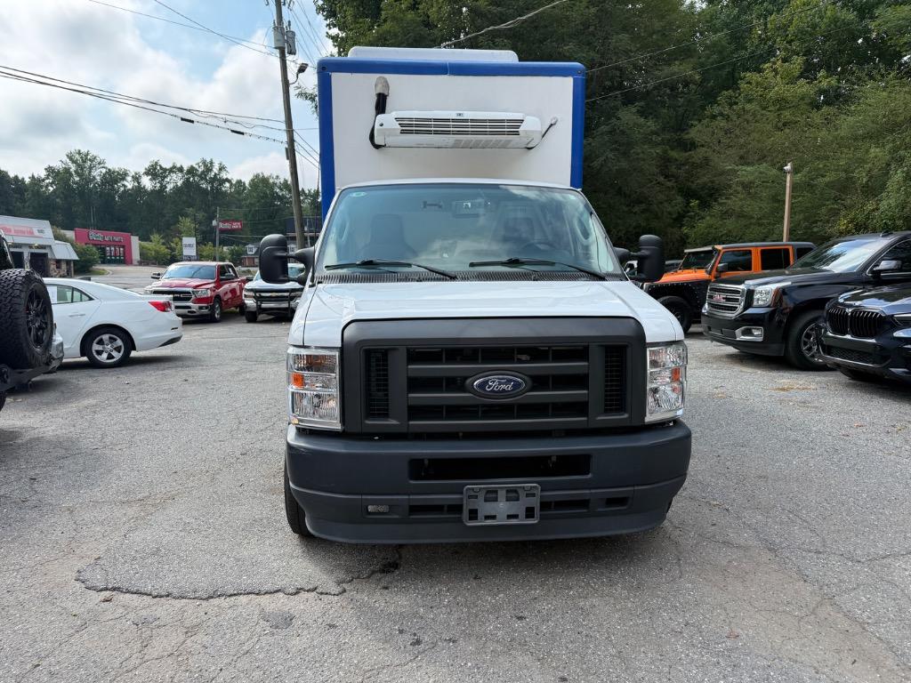 2023 Ford E-350 - $17,999