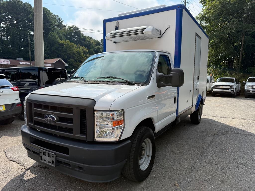 2023 Ford E-350 - $17,999