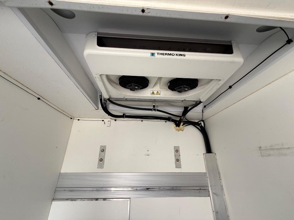 2023 Ford E-350 - $17,999