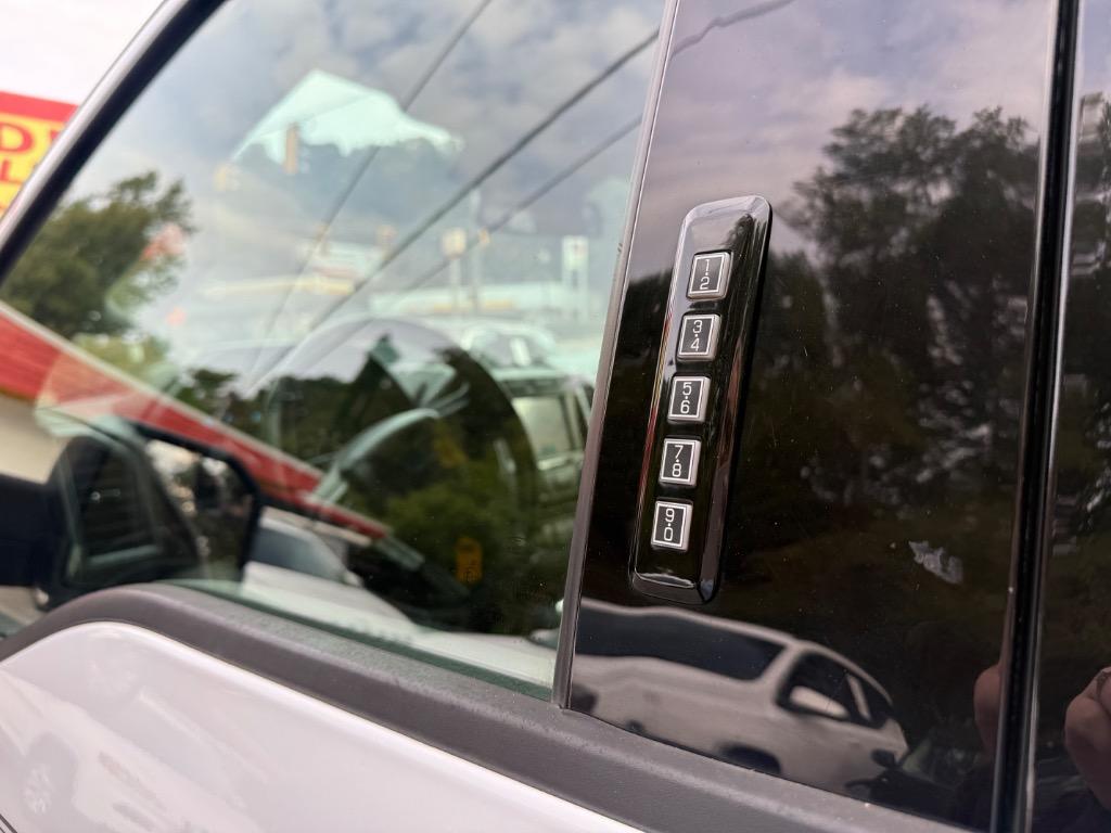 2018 Ford F-150 - $22,199