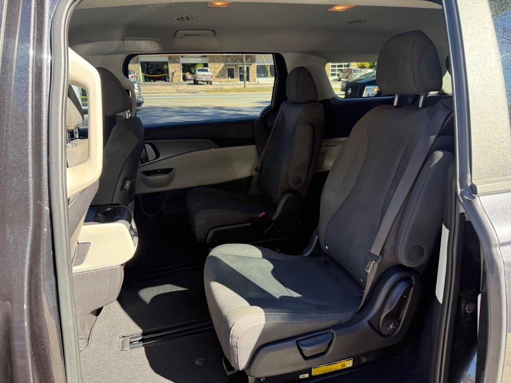 2024 Kia Carnival - $24,399