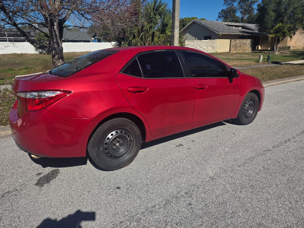2016 Toyota Corolla - $6,900