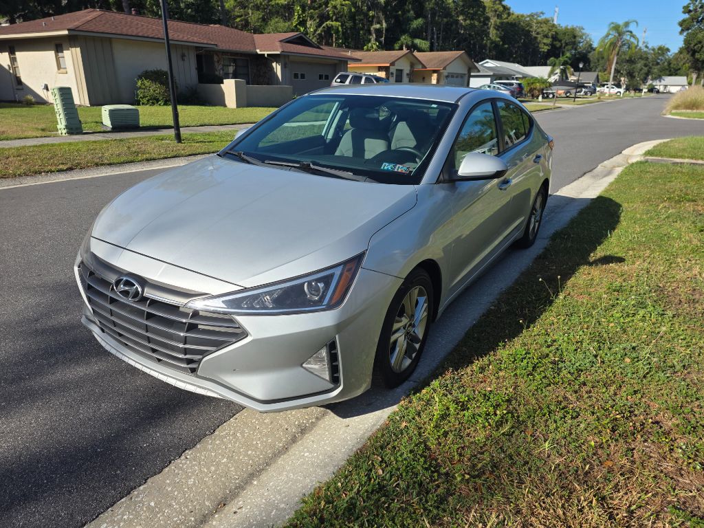 2019 Hyundai Elantra - $6,900