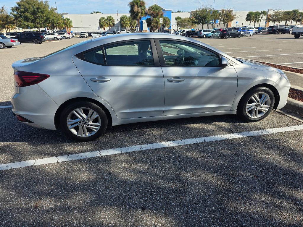 2019 Hyundai Elantra - $6,900