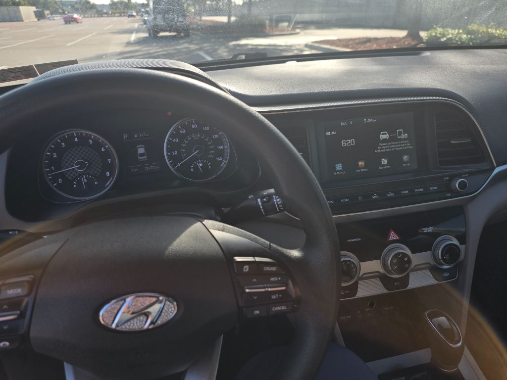 2019 Hyundai Elantra - $6,900