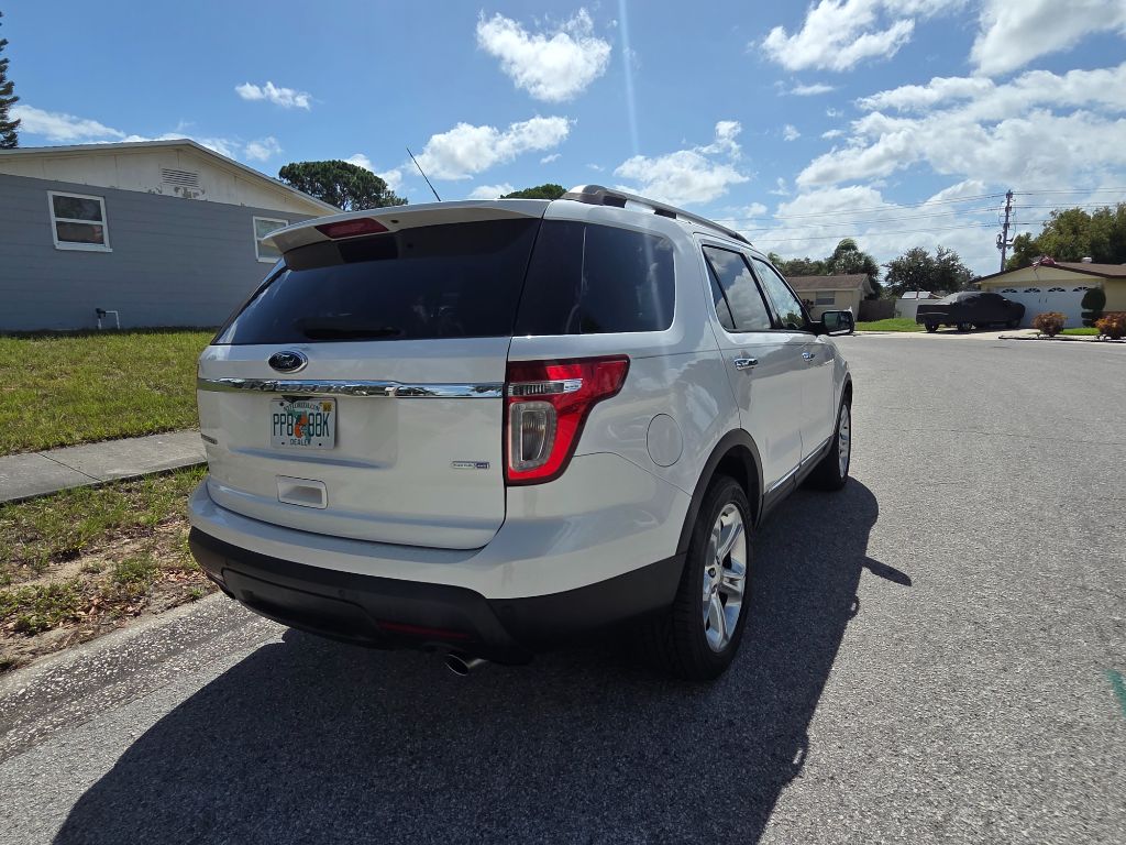 2013 Ford Explorer - $7,500
