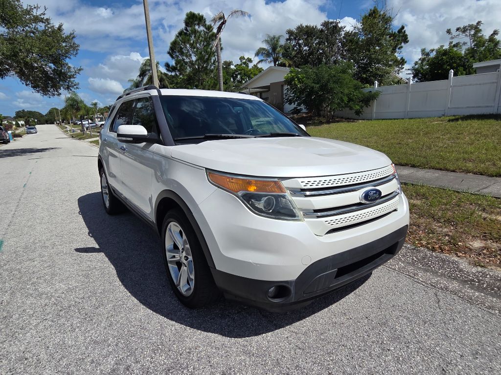 2013 Ford Explorer - $7,500