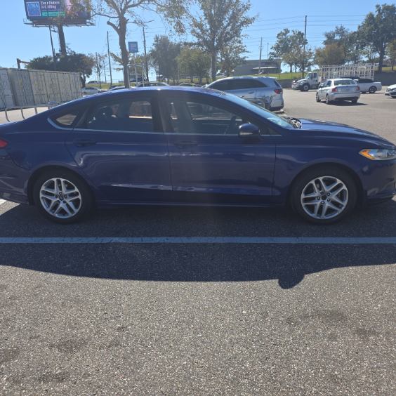 2016 Ford Fusion - $3,000