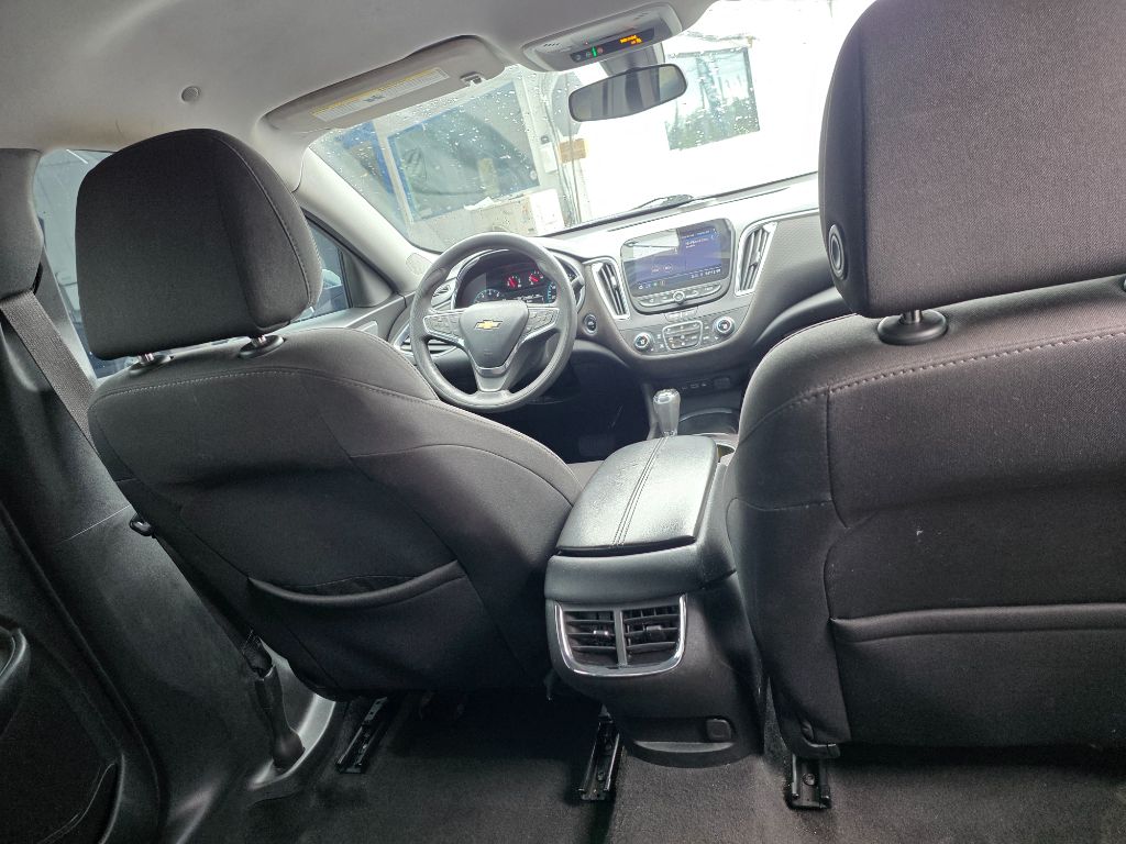 2020 Chevrolet Malibu - $8,500