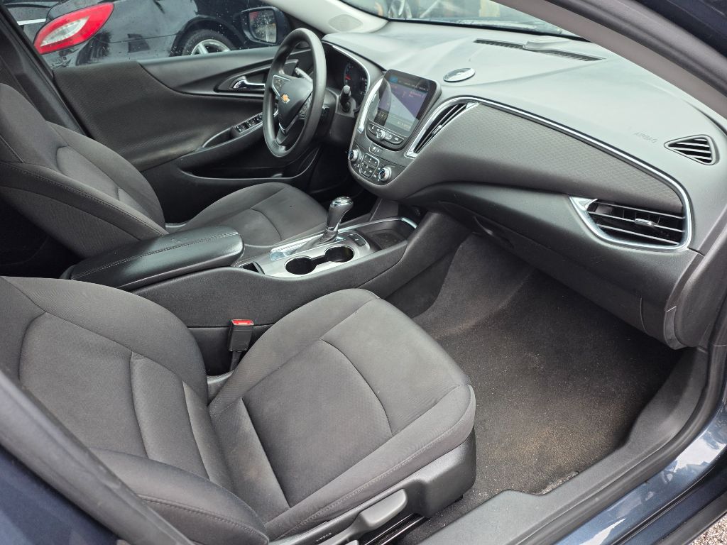 2020 Chevrolet Malibu - $8,500