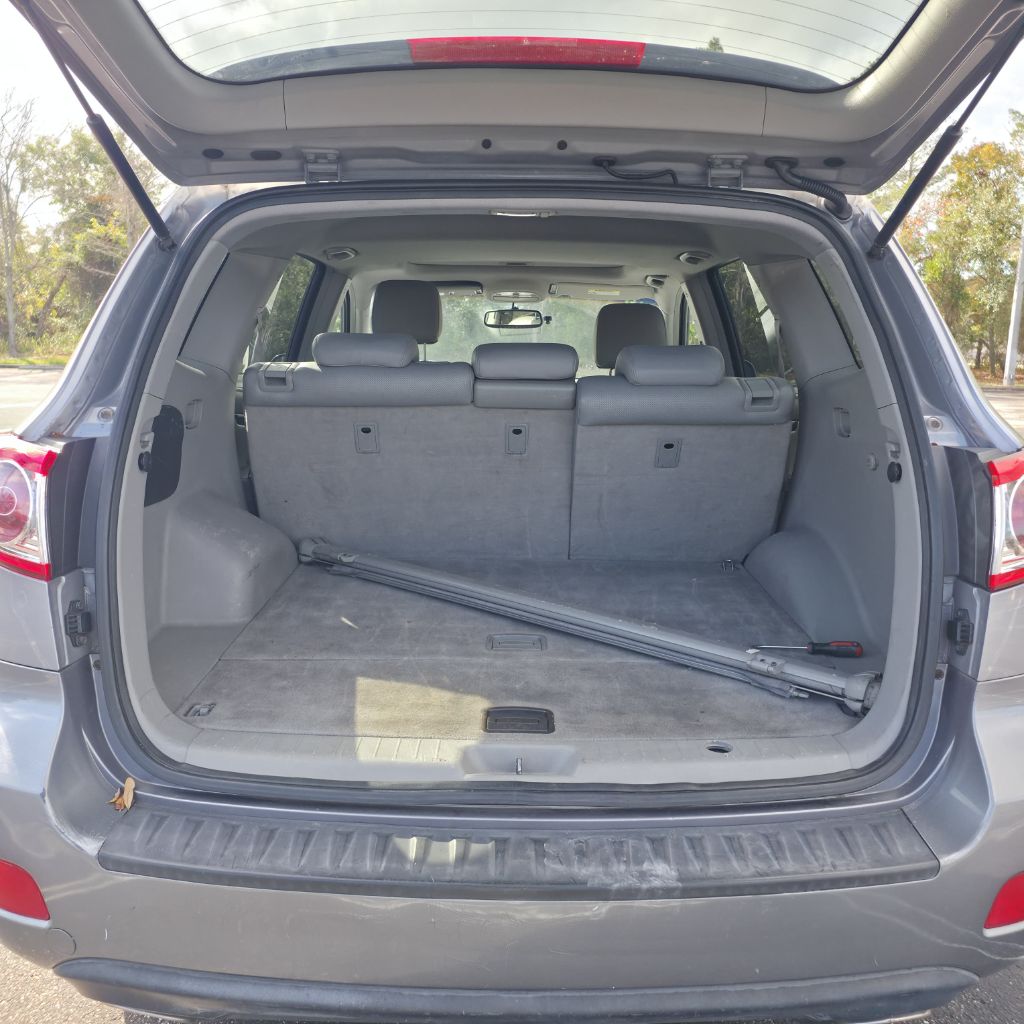 2007 Hyundai Santa Fe - $3,900